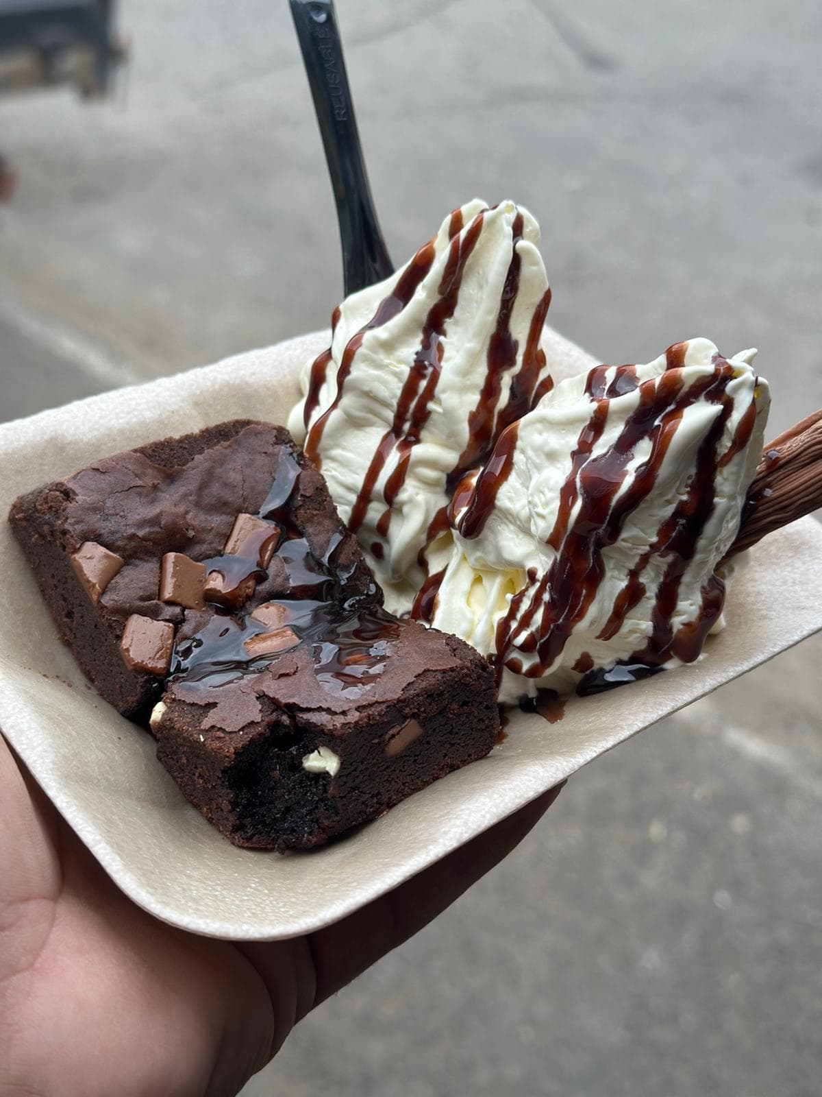 Whippy Brothers ice cream van hire for private parties